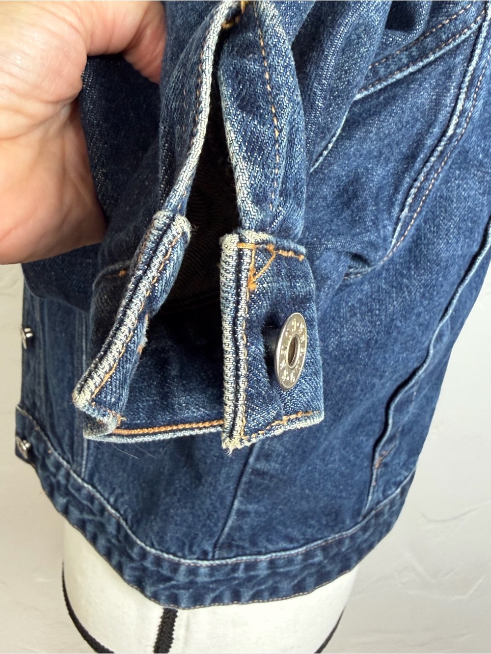 Y2K FITTED Guess Blue Classic Denim Jacket- M - Picture 6 of 15
